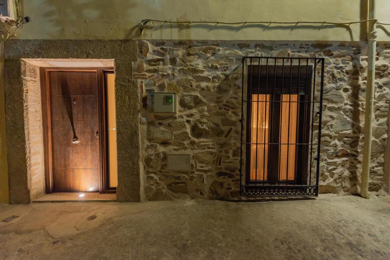 Galarza Deluxe Casa Xvi-Xvii Parking Privado Gratis Leilighet Caces Eksteriør bilde