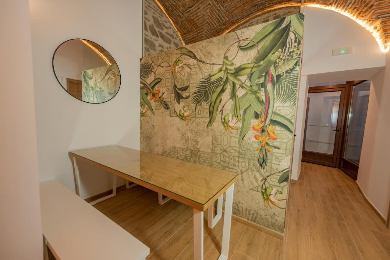 Galarza Deluxe Casa Xvi-Xvii Parking Privado Gratis Leilighet Caces Eksteriør bilde