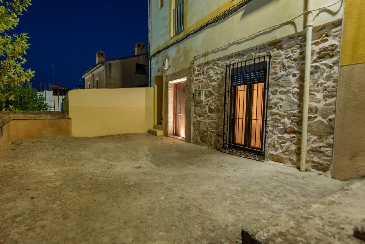 Galarza Deluxe Casa Xvi-Xvii Parking Privado Gratis Leilighet Caces Eksteriør bilde